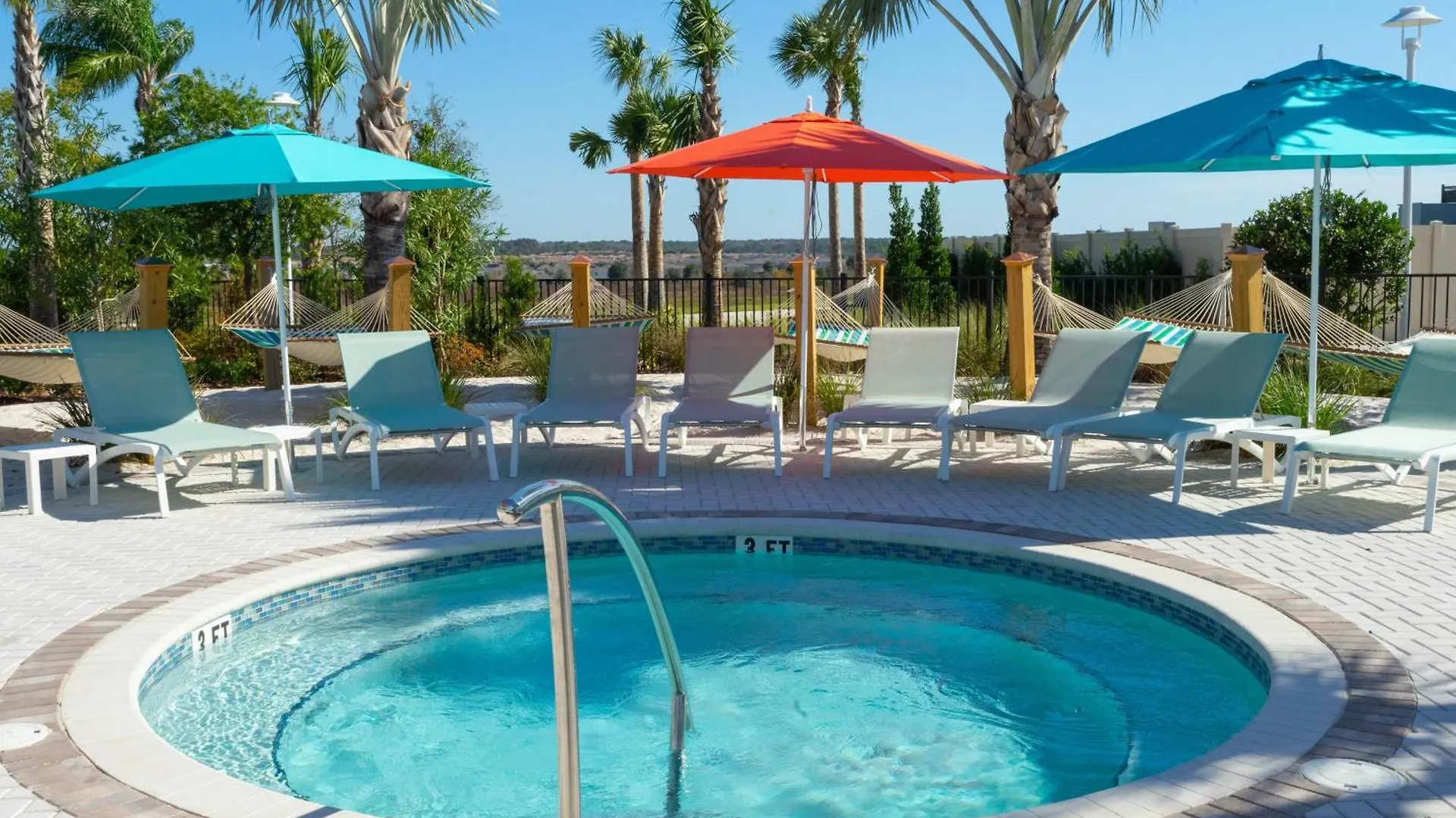 Holiday home Brand New Themed Home With Amazing Club House Davenport